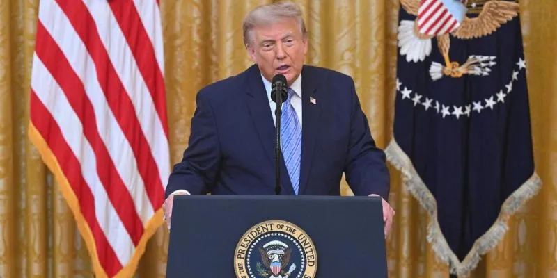 Трамп объявил о рассекречивании разведданных о влиянии Китая на выборы-2020 1 77996880 403.jpg Deutsche Welle Дональд Трамп