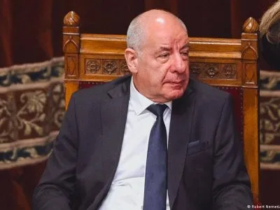 Президент Венгрии подписал поправку к Конституции, прекращающую его полномочия 2 78021040 403.jpg Deutsche Welle Венгрия