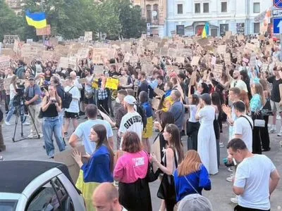 Пятый день протестов в Киеве: Сырского отправят в отставку? 4 78042462 403.jpg Deutsche Welle Александр Сырский, протесты в Киеве
