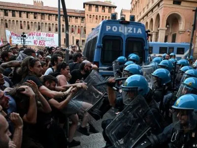 Мелони осудила смерть мужчины при задержании полицией в Болонье 6 78047402 403.jpg Deutsche Welle Мелони