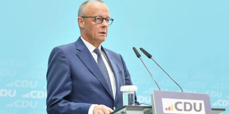 78130160 403.jpg Deutsche Welle Мерц, Минтранс