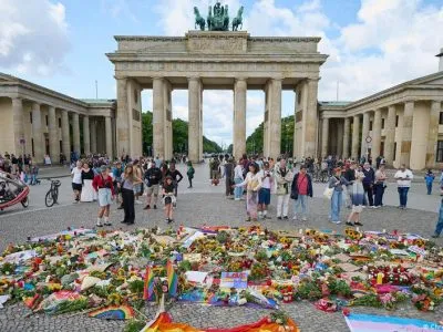 78135049 403.jpg Deutsche Welle ЛГБТ-парад
