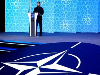Поставки ракет Украине, дроны и «дальнобойные санкции». Главное по итогам первого дня саммита НАТО в Анкаре 3 Владимир Зеленский во время выступления на саммите НАТО