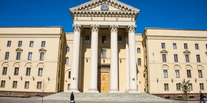 Как спецслужбы РБ вербуют белорусов за границей 1 41456405 403.jpg Deutsche Welle