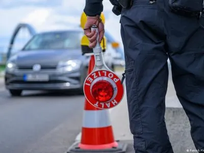 Число заявлений на убежище в Германии продолжило снижаться 3 77523375 403.jpg Deutsche Welle