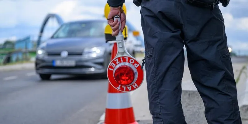 Число заявлений на убежище в Германии продолжило снижаться 1 77523375 403.jpg Deutsche Welle