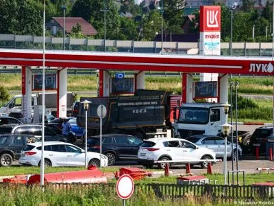 Меньше чем на трети заправок в России можно купить бензин 3 77766827 403.jpg Deutsche Welle