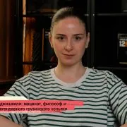 konji youtube.00 23 22 09.still189 Fact or Fake featured, грузинский коньяк, Давид Сараджишвили, советская оккупация Грузии, сталин