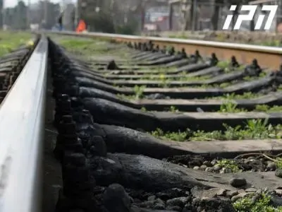 В Чакви поезд сбил 35-летнего мужчину, пострадавший скончался на месте 2 matarebelirkinigzaliandagi 22 10 40 новости