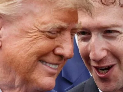 «Суперинтеллект» и «саморегулирование». О чем Трамп говорил с главами IT-гигантов и насколько серьезны итоги встречи? 3 Марк Цукерберг что-то весело говорит Дональду Трампу, который с улыбкой его слушает