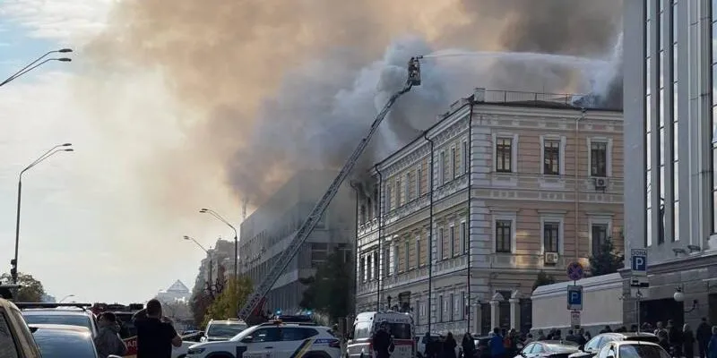 Пожар в здании