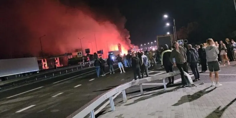 Spiegel: Советник Мерца был в одном из поездов у украинско-польской границы во время атаки РФ 1 79251526 403.jpg Deutsche Welle