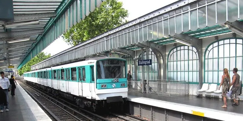 metro 1790593247 новости