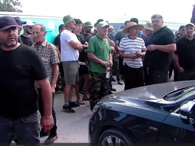 Протестующие фермеры Кахети начали сдавать виноград после повышения цены 2 mevenaxeebi4 новости