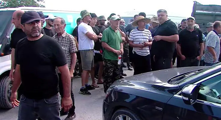 Protesting Kakheti Farmers Begin Delivering Grapes Following Price Hike 1 mevenaxeebi4 News