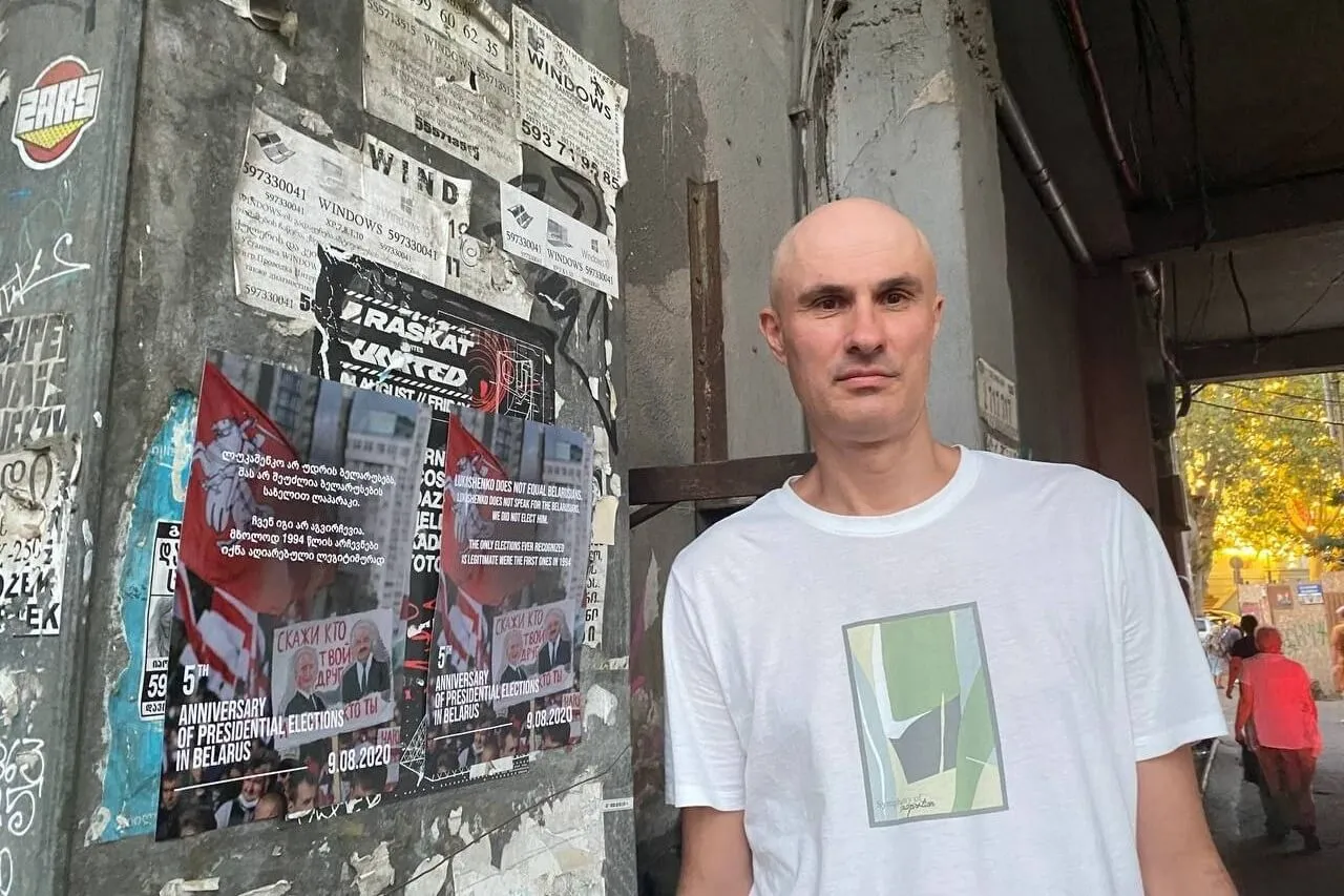 Media: Armenian police release Belarusian activist expelled from Georgia