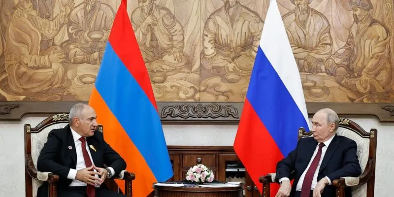 nikol pashinyan and vladimir putin 20260902 111732 новости OC Media