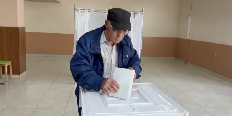 В Цхинвальском регионе проходят выборы де-факто президента 1 snimok ekrana 2026 09 18 v 12.32.58 новости