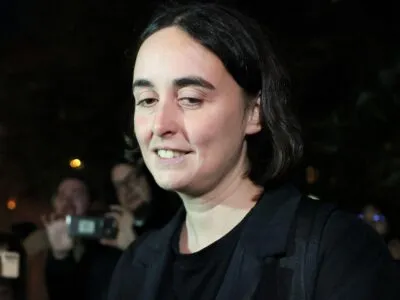 Дело в отношении основательницы детского хосписа «Дом с маяком» Лиды Мониавы прекращено 2 Лида Мониава после заседания суда по мере пресечения, 3 сентября 2026