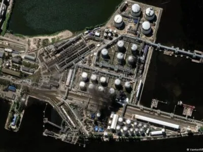Атака дронов на Санкт-Петербург: поражены нефтяной терминал и дата-центр VK, сообщается об ударе по мосту 2 77455859 403.jpg Deutsche Welle