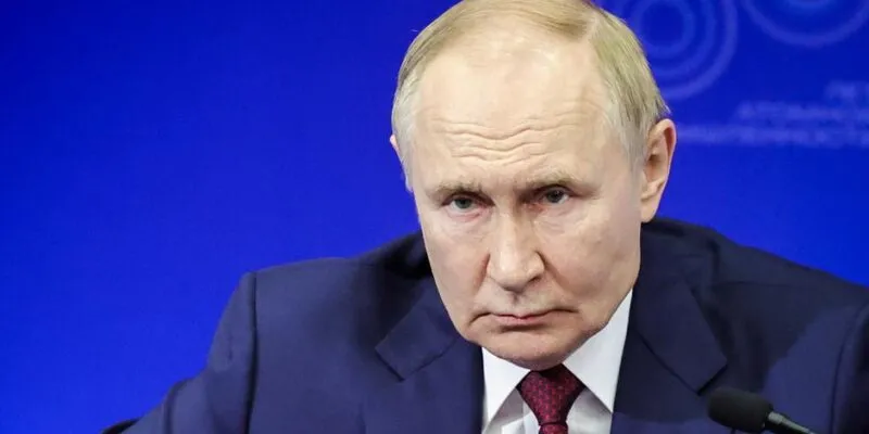 Путин обвинил Запад в том, что тот якобы развязал войну в Украине, и вновь пригрозил миру применением ЯО 1 79504511 403.jpg Deutsche Welle