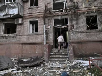 В результате удара РФ по Запорожью погибли пять человек, в том числе два ребенка 2 79607693 403.jpg Deutsche Welle