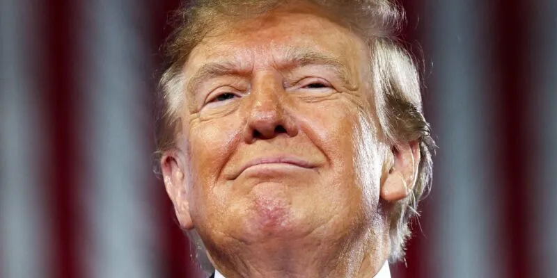 Трамп объяснил отказ от новых санкций против России нежеланием сорвать мирные переговоры 1 Дональд Трамп